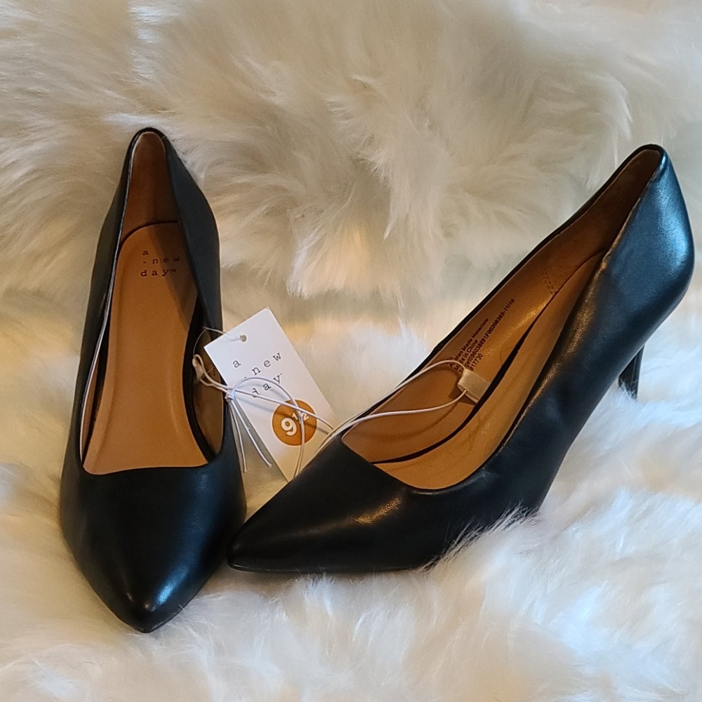 A New Day - Heels - 9 1/2